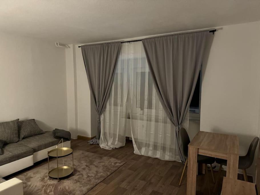 Ferienwohnung Wohnung Innenstadt Am Burgsee บัดซัลซุงเงน ภายนอก รูปภาพ